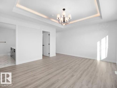 3310 Chickadee Dr, Edmonton, AB - Indoor Photo Showing Other Room