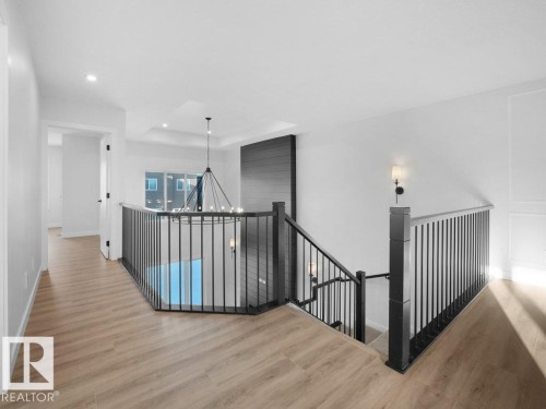 3310 Chickadee Dr, Edmonton, AB - Indoor Photo Showing Other Room