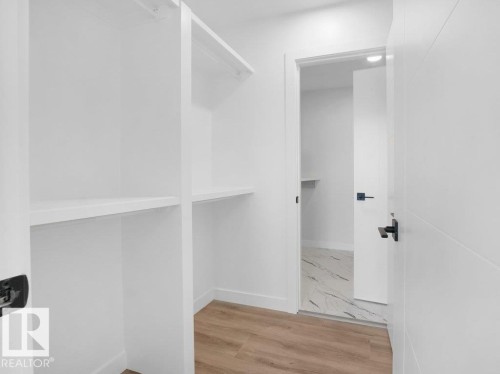 3310 Chickadee Dr, Edmonton, AB - Indoor With Storage