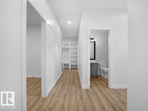 3310 Chickadee Dr, Edmonton, AB - Indoor Photo Showing Other Room