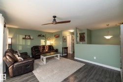 B 10018 99 Street  Morinville, AB T8R 1B3