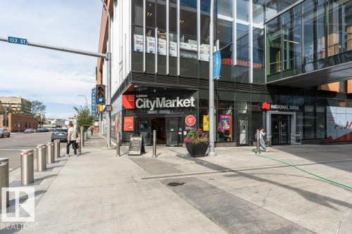 002 10249 104 Street, Edmonton, AB - Outdoor