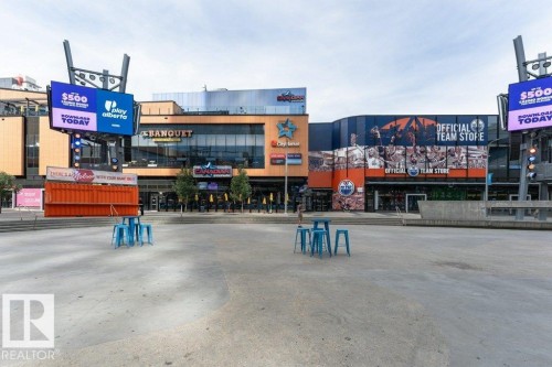 002 10249 104 Street, Edmonton, AB - Outdoor