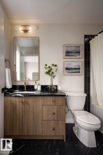 573 Corral Circle, Sherwood Park, AB - Indoor Photo Showing Bathroom