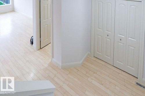 2119 28 Street, Edmonton, AB - Indoor Photo Showing Other Room