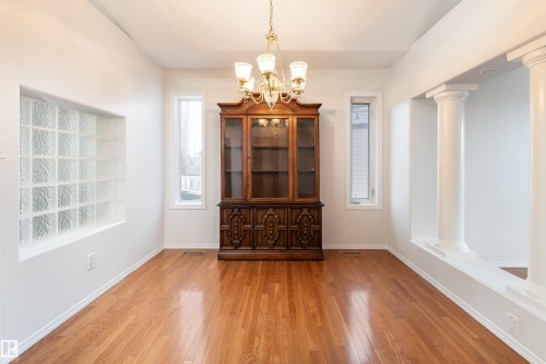 2813 32A Street, Edmonton, AB - Indoor Photo Showing Other Room