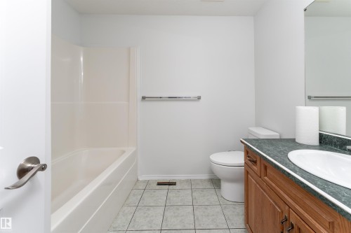2813 32A Street, Edmonton, AB - Indoor Photo Showing Bathroom