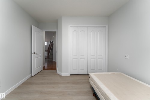 2813 32A Street, Edmonton, AB - Indoor