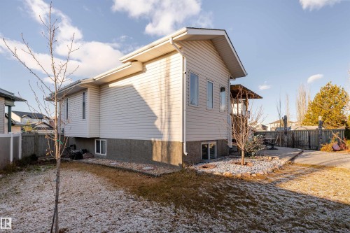 2813 32A Street, Edmonton, AB - Outdoor