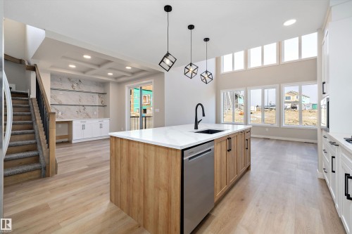 79 Chelles Wynd, St. Albert, AB - Indoor Photo Showing Kitchen