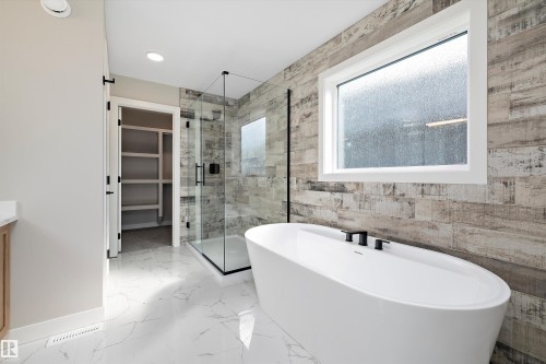 79 Chelles Wynd, St. Albert, AB - Indoor Photo Showing Bathroom