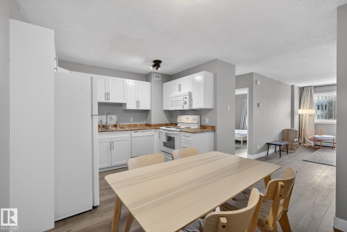 308 9710 105 Street, Edmonton, AB - Indoor Photo Showing Kitchen