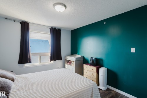 7412 7327 South Terwillegar Drive, Edmonton, AB - Indoor Photo Showing Bedroom