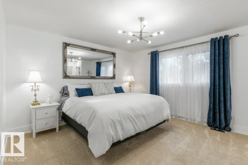 5 Gilchrist Place, St. Albert, AB - Indoor Photo Showing Bedroom