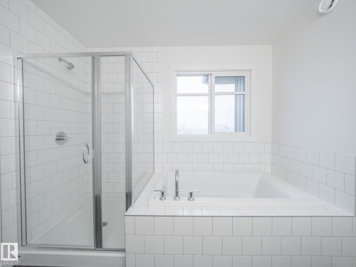 161 Elliott Wynd, Fort Saskatchewan, AB - Indoor Photo Showing Bathroom