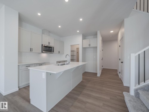 2511 211 Street, Edmonton, AB - Indoor Photo Showing Kitchen