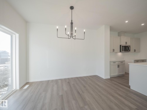 2511 211 Street, Edmonton, AB - Indoor Photo Showing Kitchen