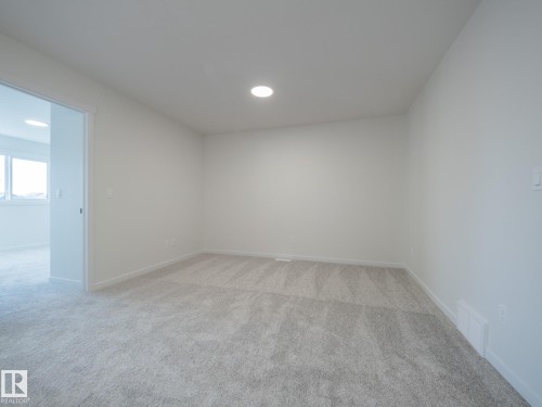 2511 211 Street, Edmonton, AB - Indoor Photo Showing Other Room