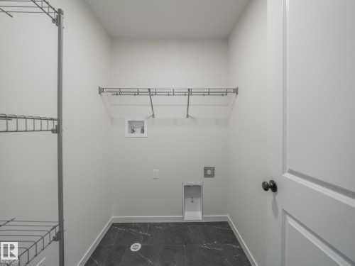 2511 211 Street, Edmonton, AB - Indoor With Storage