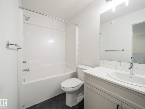 17631 70 Street, Edmonton, AB - Indoor Photo Showing Bathroom