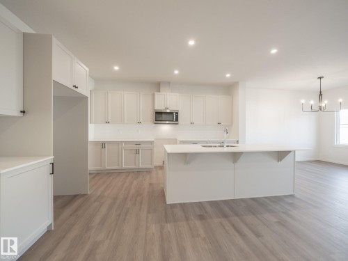 4639 Kinsella Landing, Edmonton, AB - Indoor Photo Showing Kitchen With Double Sink