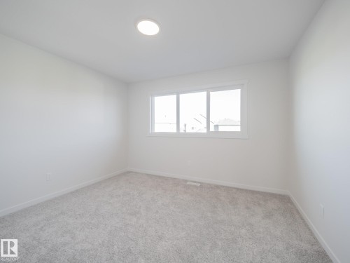 4639 Kinsella Landing, Edmonton, AB - Indoor Photo Showing Other Room