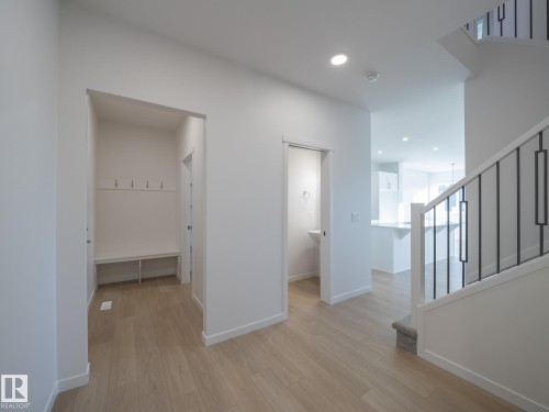 2507 211 Street, Edmonton, AB - Indoor Photo Showing Other Room