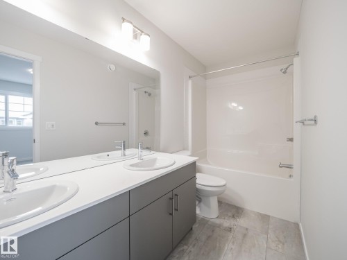 9 Nerine Crescent, St. Albert, AB - Indoor Photo Showing Bathroom