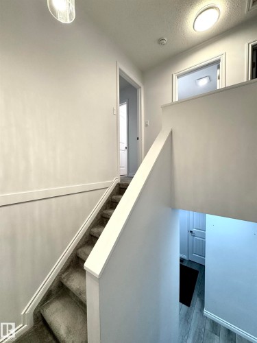 2758 105 Street, Edmonton, AB - Indoor Photo Showing Other Room