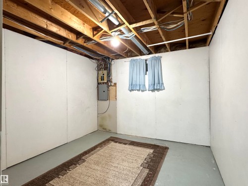 2758 105 Street, Edmonton, AB - Indoor Photo Showing Basement