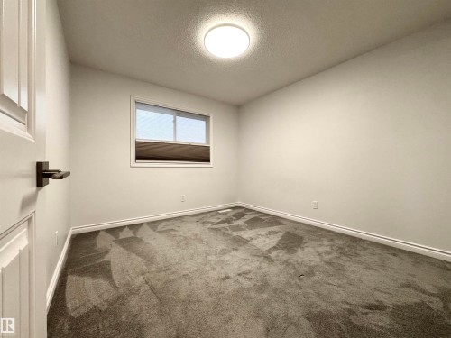 2758 105 Street, Edmonton, AB - Indoor Photo Showing Other Room