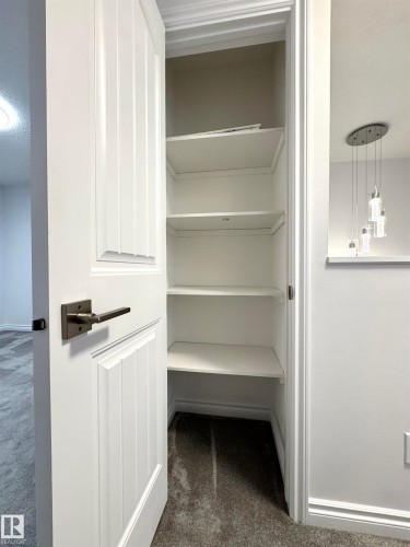 2758 105 Street, Edmonton, AB - Indoor With Storage