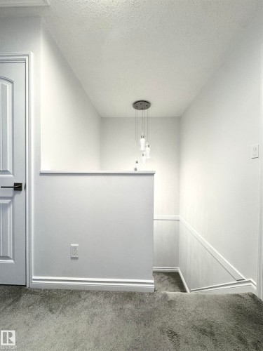 2758 105 Street, Edmonton, AB - Indoor Photo Showing Other Room