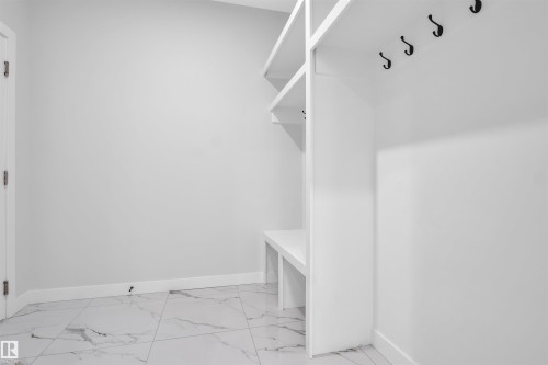 3516 41 Avenue, Beaumont, AB - Indoor With Storage