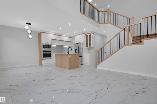 3516 41 Avenue, Beaumont, AB - Indoor