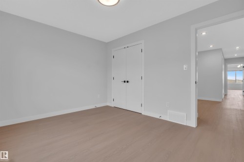 3516 41 Avenue, Beaumont, AB - Indoor Photo Showing Other Room