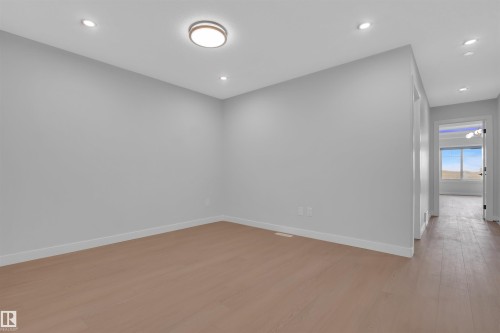 3516 41 Avenue, Beaumont, AB - Indoor Photo Showing Other Room
