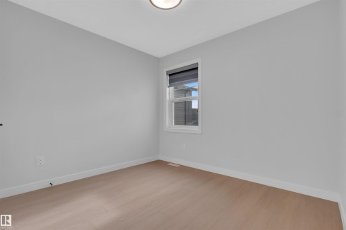 3516 41 Avenue, Beaumont, AB - Indoor Photo Showing Other Room