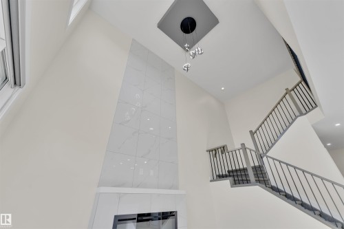 21 Westwyck Link, Spruce Grove, AB - Indoor Photo Showing Other Room