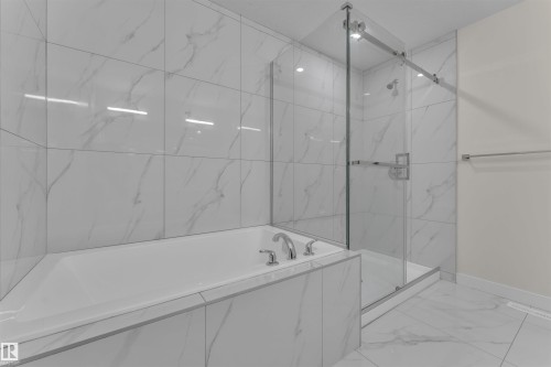 21 Westwyck Link, Spruce Grove, AB - Indoor Photo Showing Bathroom