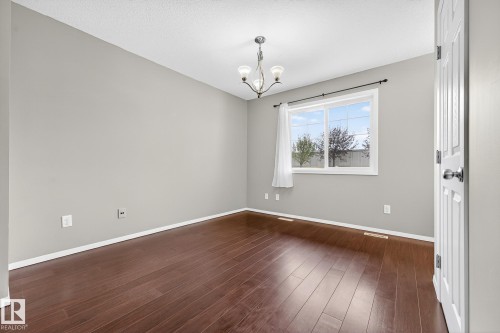 36 3751 12 Street, Edmonton, AB - Indoor Photo Showing Other Room