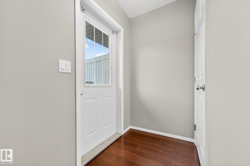 36 3751 12 Street, Edmonton, AB - Indoor Photo Showing Other Room