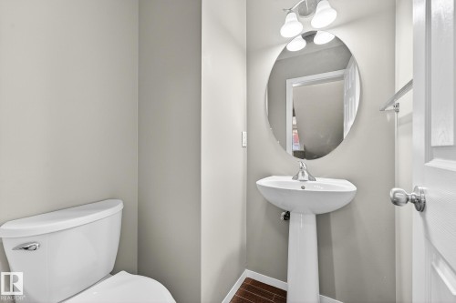 36 3751 12 Street, Edmonton, AB - Indoor Photo Showing Bathroom