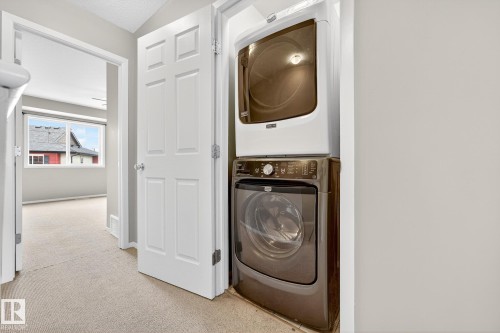 36 3751 12 Street, Edmonton, AB - Indoor Photo Showing Laundry Room