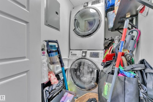 228 6076 Schonsee Way, Edmonton, AB - Indoor Photo Showing Laundry Room