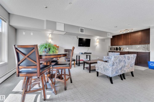 228 6076 Schonsee Way, Edmonton, AB - Indoor Photo Showing Other Room