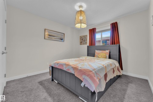 723 57 Street, Edmonton, AB - Indoor Photo Showing Bedroom