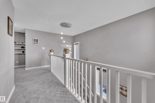 723 57 Street, Edmonton, AB - Indoor Photo Showing Other Room