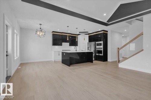 63 Waverly Way, Fort Saskatchewan, AB - Indoor Photo Showing Kitchen