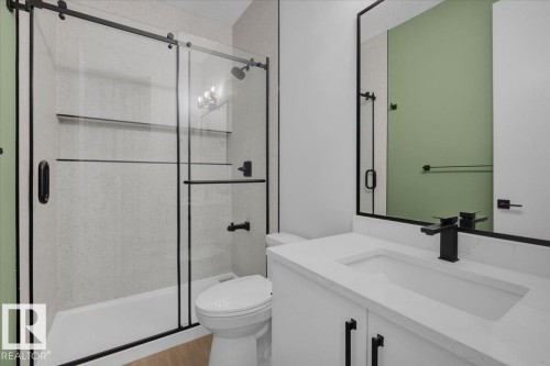 63 Waverly Way, Fort Saskatchewan, AB - Indoor Photo Showing Bathroom